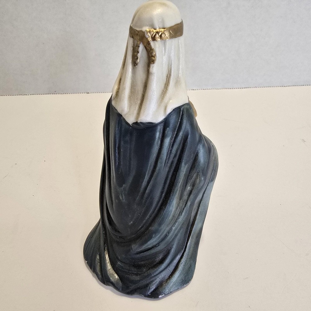 Nativity Set Porcelain Wiseman Figure Replacement Part Vintage - Picture 4 of 9